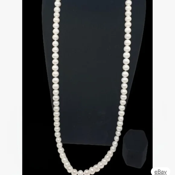 Elegant White Pearl Necklace